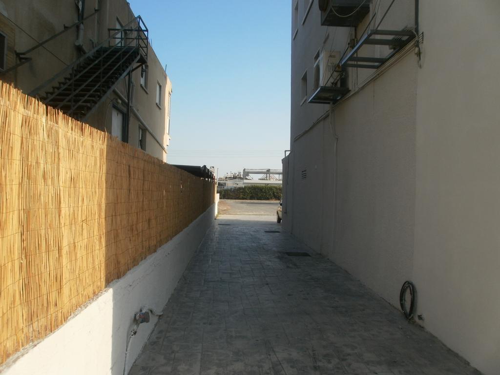 Alora Apartments Larnaca Eksteriør billede