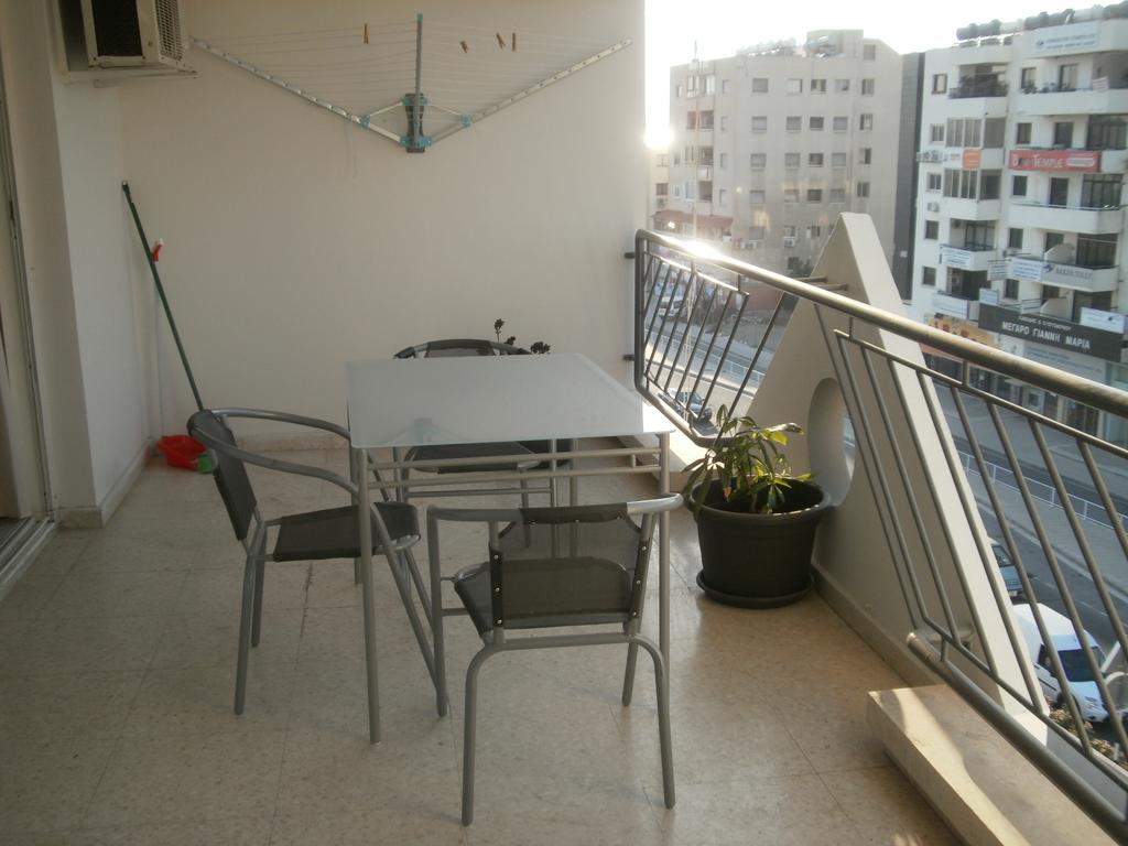 Alora Apartments Larnaca Eksteriør billede