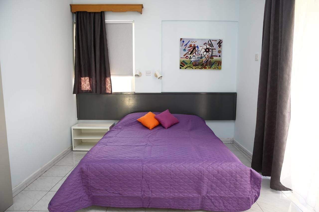 Alora Apartments Larnaca Eksteriør billede