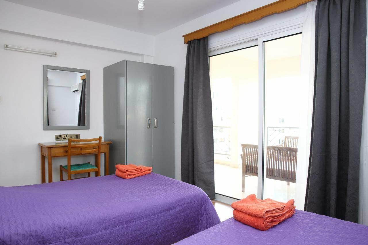 Alora Apartments Larnaca Eksteriør billede